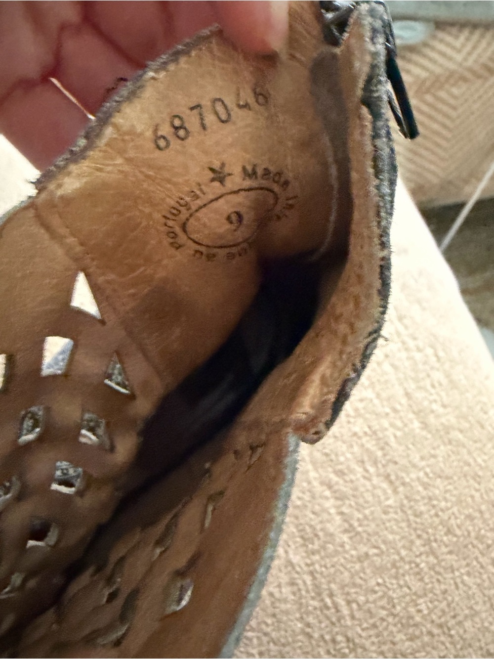 JOHN Fluevog Baroque Murillo Diamond Perforated Boot size 9 paisley print - Picture 12 of 14